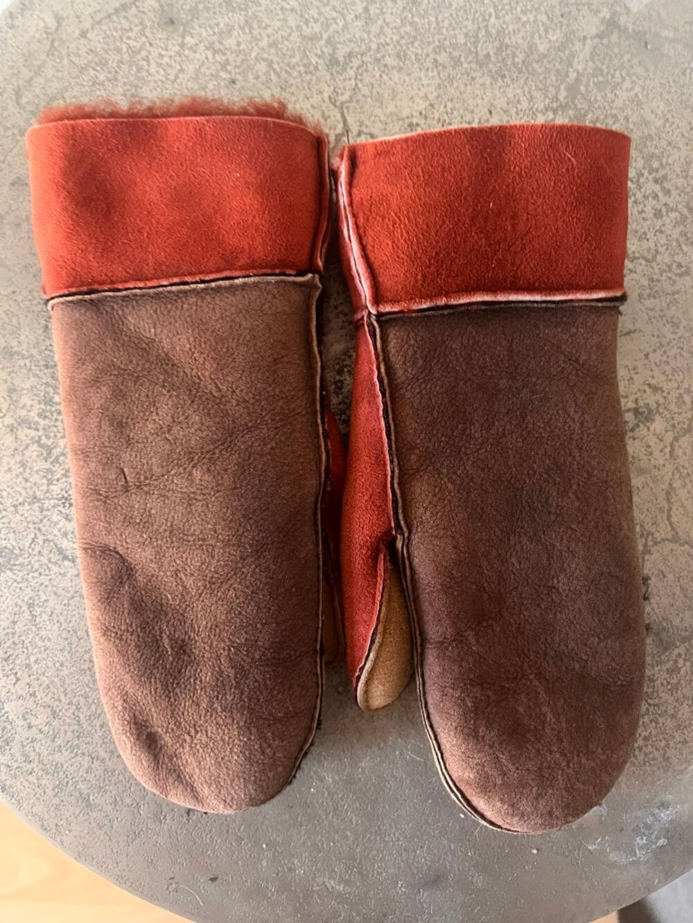 HENRI BENDEL SHEEPSKIN VINTAGE SUEDE TRI COLOR MITTEN GLOVES SZ SMALL